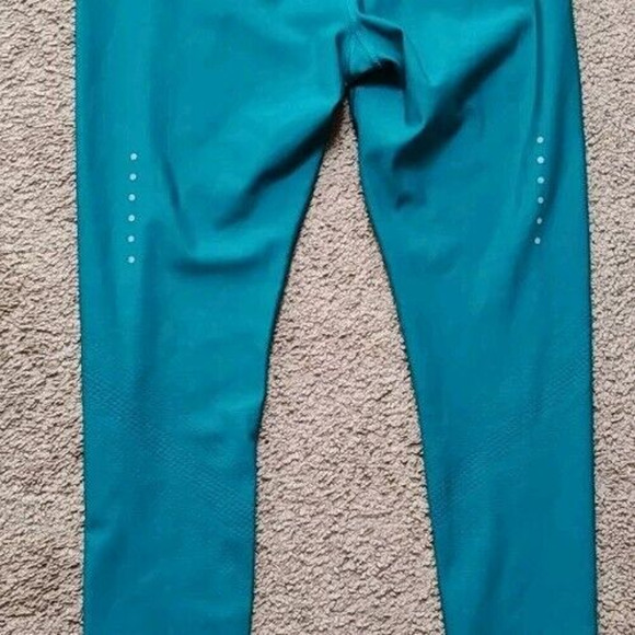 Nike Dri Fit Women's M Running Capris Cropped Green Teal Reflective Zip Pocket - Picture 8 of 8